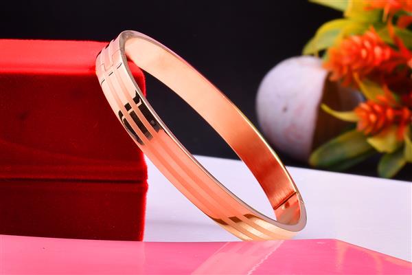 Hover Product Image