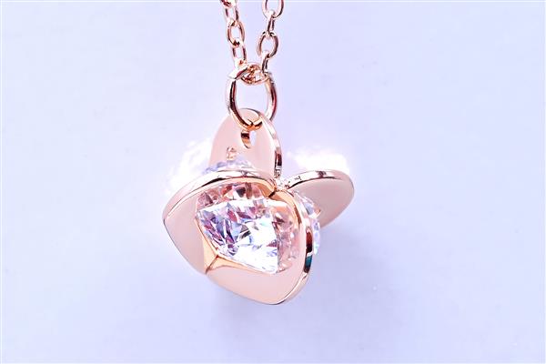 Hover Product Image