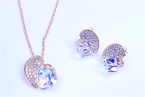 Hover Product Image